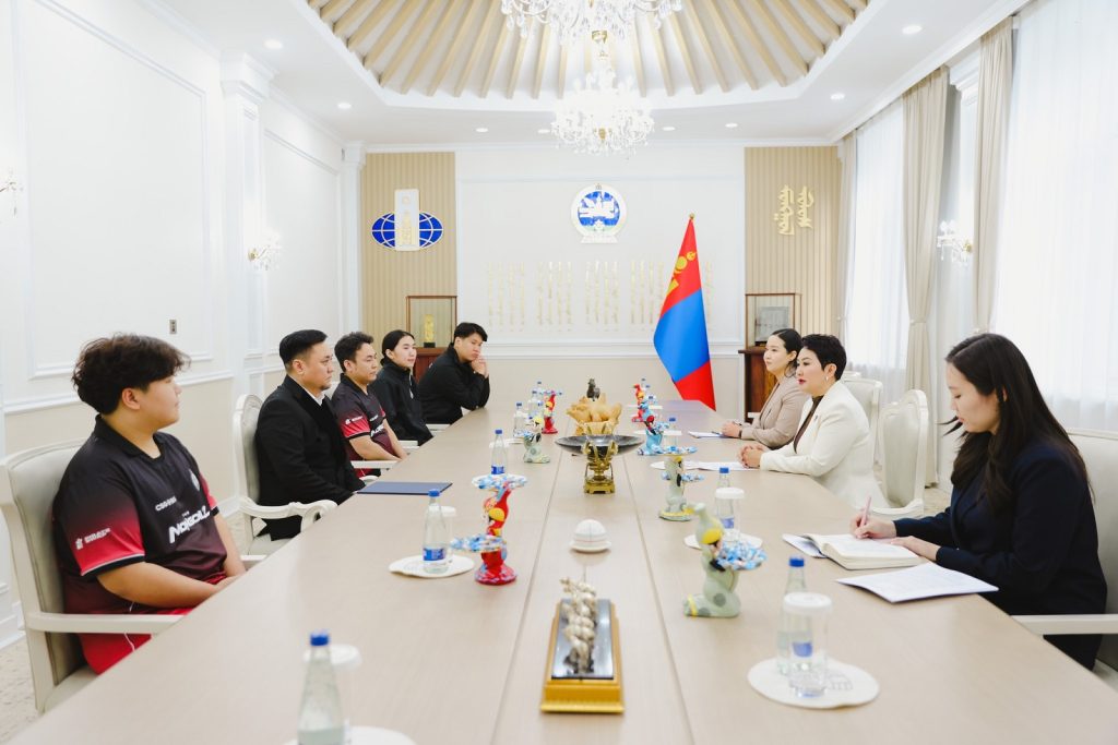 The MongolZ баг Монголын Соёлын элчээр томилогдлоо 2 The MongolZ баг Монголын Соёлын элчээр томилогдлоо
