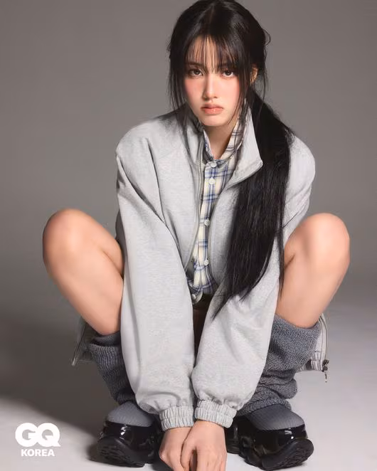 STAYC-ийн Юн GQ Korea-д шинэ өнгө төрхөөр гялалзаж, завгүй жилээ эргэн харлаа 2 STAYC-ийн Юн GQ Korea-д шинэ өнгө төрхөөр гялалзаж, завгүй жилээ эргэн харлаа