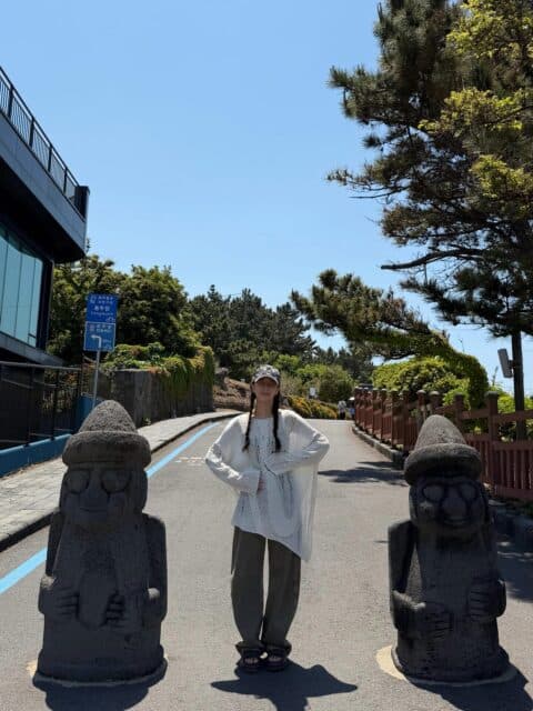 Blackpink-ийн нөхөрлөл дахин олны анхааралд оров: Jisoo цуурхлыг ганц зургаар намжаав 2 Blackpink-ийн нөхөрлөл дахин олны анхааралд оров: Jisoo цуурхлыг ганц зургаар намжаав