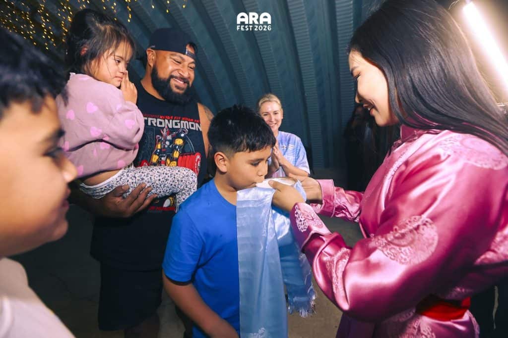 “Physical Asia”-гийн Эдди Уильямс гэр бүлийн хамт АРА-д зуныг өнгөрүүлнэ 3 “Physical Asia”-гийн Эдди Уильямс гэр бүлийн хамт АРА-д зуныг өнгөрүүлнэ