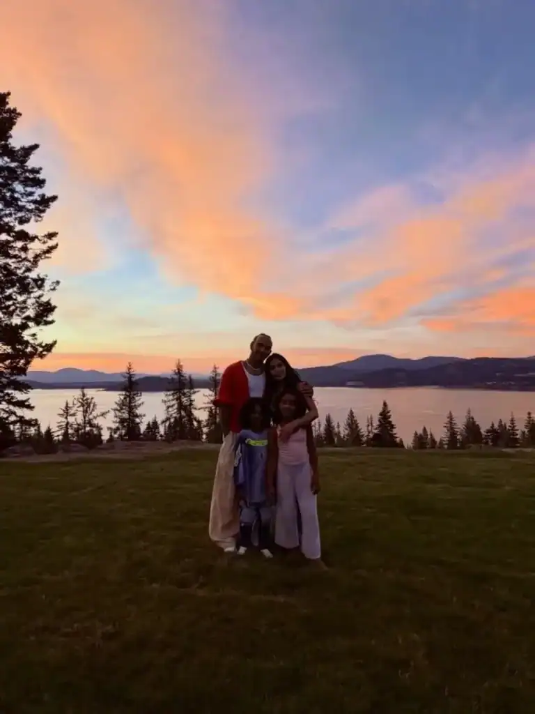 Kim Kardashian, Lewis Hamilton нарын амралтын шинэ зургууд шуугиан тарив 8 Kim Kardashian, Lewis Hamilton нарын амралтын шинэ зургууд шуугиан тарив