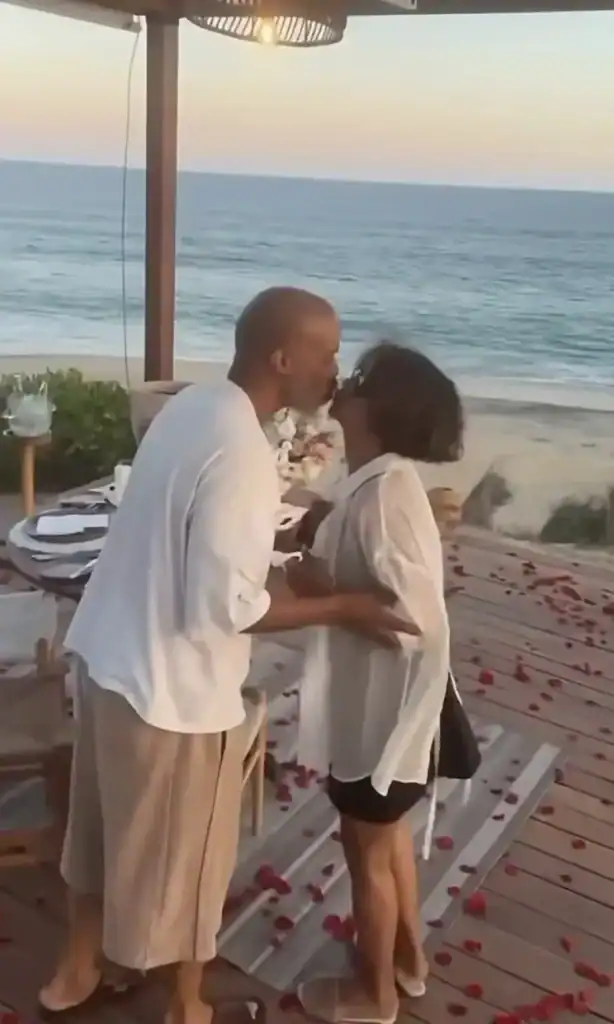 Halle Berry-д сүйт залуу нь 60 насны төрсөн өдрөөр нь романтик гэнэтийн бэлэг барьжээ 2 Halle Berry-д сүйт залуу нь 60 насны төрсөн өдрөөр нь романтик гэнэтийн бэлэг барьжээ