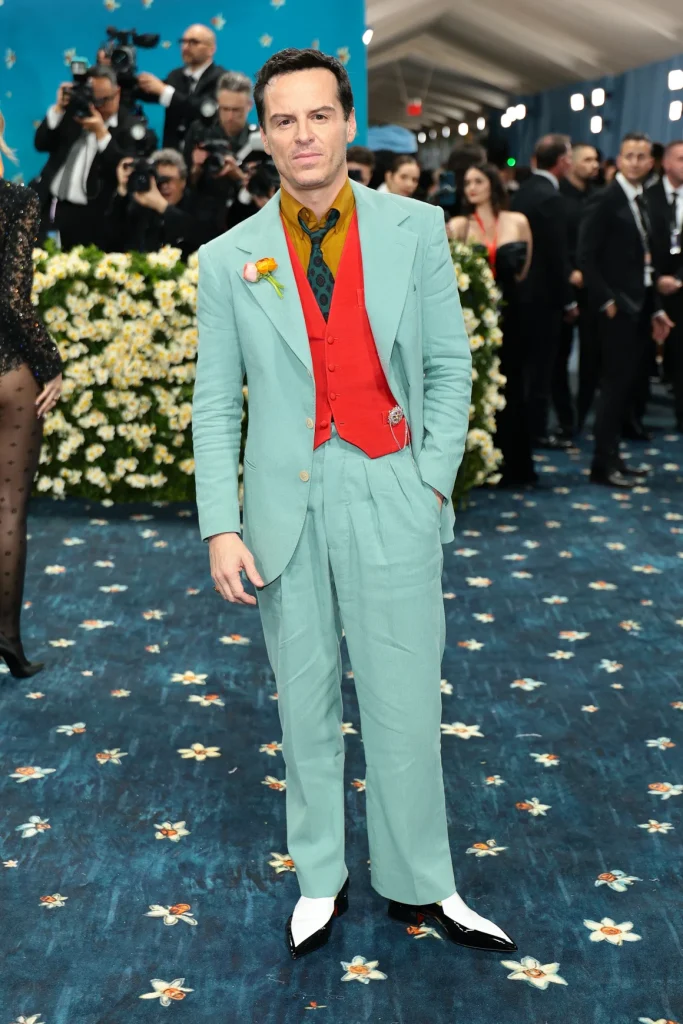 Met Gala 2025: Хар дерийн хэв маягийг илэрхийлсэн хамгийн шилдэг төрхүүд 150 Met Gala 2025: Хар дерийн хэв маягийг илэрхийлсэн хамгийн шилдэг төрхүүд