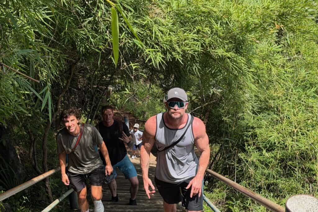 Chris Hemsworth Тайландыг үдэв: Extraction 3-ын зураг авалтын дараа амралтаа хэрхэн өнгөрүүлснээ харуулжээ 143 Chris Hemsworth Тайландыг үдэв: Extraction 3-ын зураг авалтын дараа амралтаа хэрхэн өнгөрүүлснээ харуулжээ
